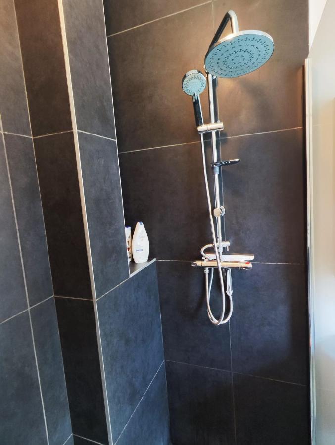 Gezellig Appartement Op Het Bruisende Zuid. Antuérpia Exterior foto